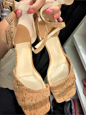 Alex Marie Cork Gold Metallic Block Heel Sandals Size 8M